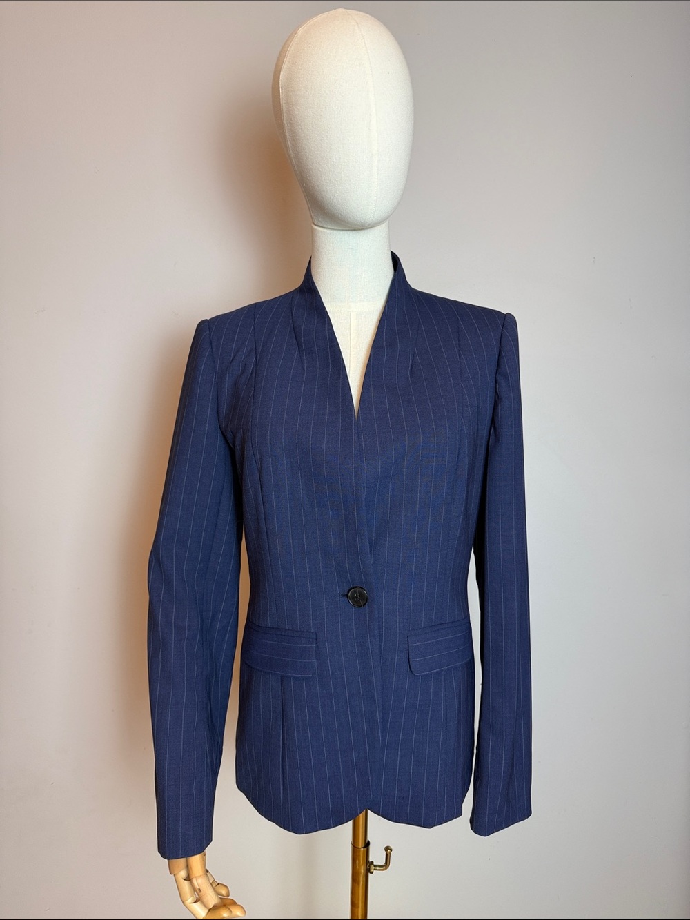 Brooks Brothers 1818 Women's Size 4 Navy Pinstripe Blazer Italian VBC Wool